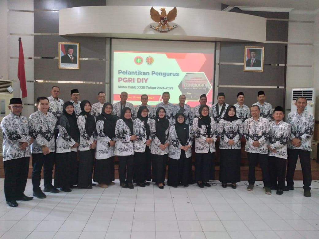Pelantikan Pengurus PGRI DIY masa bakti XXIII tahun 2024-2029